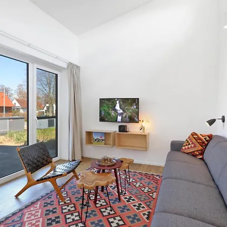 Holiday home Cozy In Lembruch-duemmer With Wifi *
